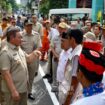 Foto: Gubernur DKI Jakarta Pramono Anung didampingi Wali Kota Administrasi Jakarta Pusat Arifin meninjau hasil penataan dan pengaspalan Jalan Karet Pasar Baru Barat