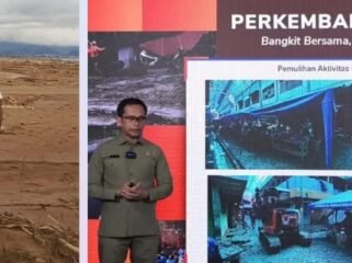 Foto: Tokoh adat Pasak Opat Nenggeri Linge menunjukkan kondisi wilayah terdampak banjir dan longsor di Aceh