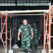 Foto: Danrem 081/DSJ Kolonel Arm Untoro Hariyanto meninjau langsung progres pembangunan Koperasi Desa/Kelurahan Merah Putih (KDKMP) di Kelurahan Sidoharjo, Kecamatan Pacitan, Kabupaten Pacitan, Jumat (9/1/2026)