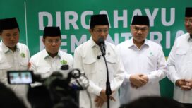 Menteri Agama nasaruddin Umar saat memberikan keterangan kepada awak media usai menjadi inspektur Upacara Peringatan HAB ke-80 di halaman kantor Kementerian Agama, Jakarta, Sabtu (3/1/2026). (Foto; Kemenag)