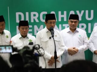 Menteri Agama nasaruddin Umar saat memberikan keterangan kepada awak media usai menjadi inspektur Upacara Peringatan HAB ke-80 di halaman kantor Kementerian Agama, Jakarta, Sabtu (3/1/2026). (Foto; Kemenag)