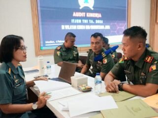 Foto: Tim Audit Kinerja Inspektorat Jenderal TNI melaksanakan pemeriksaan administrasi dan klarifikasi data di Korem 081/DSJ, Madiun, Rabu (4/2/2026)
