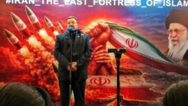 Duta Besar Republik Islam Iran untuk Indonesia, Mohammad Boroujerdi, menyampaikan pernyataan keras terkait eskalasi konflik yang melibatkan negaranya dalam konferensi pers di kawasan Menteng, Jakarta Pusat, Senin (2/3/2026).