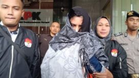 Komisi Pemberantasan Korupsi (KPK) menegaskan bahwa operasi tangkap tangan (OTT) yang terjadi di lingkungan Pemerintah Kabupaten (Pemkab) Pekalongan merupakan peringatan serius bagi seluruh pemerintah daerah agar memperkuat sistem pencegahan korupsi.