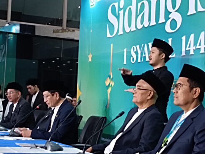 
					Foto Pemerintah melalui Kementerian Agama resmi menetapkan 1 Syawal 1447 Hijriah atau Hari Raya Idulfitri jatuh pada Sabtu, 21 Maret 2026.