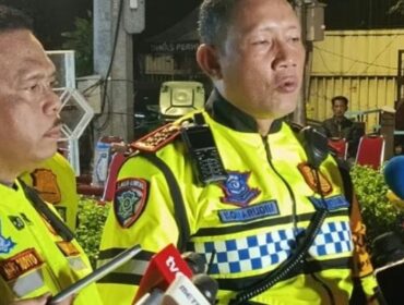 Foto: Kombes Pol. Komarudin Dirlantas Polda Metro Jaya di Bundaran HI, Jumat dini hari (20/3/2026). (Dok-suarasurabaya.net/Lea Citra Santi Baneza)