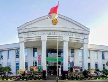 Foto : Persidangan perkara dugaan penipuan terkait pelepasan hak atas tanah di kawasan Kampung Dukuh, Jakarta Timur, memasuki tahap krusial setelah terdakwa Armando Herdian menyampaikan nota pembelaan (pledoi) di Pengadilan Negeri Jakarta Timur, beberapa waktu lalu.
