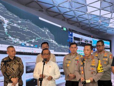 Foto : Menteri Perhubungan Dudy Purwagandhi mengimbau masyarakat untuk menghindari penumpukan arus balik pada 28 dan 29 Maret 2026 dengan memanfaatkan kebijakan Work From Anywhere (WFA) serta diskon tarif tol.