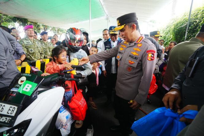 
					Foto : Kapolri Listyo Sigit Prabowo menyampaikan bahwa angka kecelakaan lalu lintas selama arus mudik dan balik Lebaran 2026 mengalami penurunan signifikan sebesar 7,8 persen dibandingkan tahun sebelumnya.
