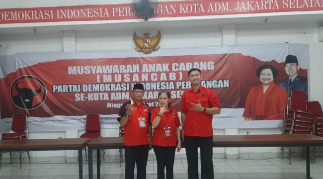 Foto: Meyske Lempoy terpilih sebagai Ketua PAC Kebayoran Lama periode 2025–2030, didampingi Erwin Ibrahim sebagai Sekretaris dan Tri Susilo sebagai Bendahara. Musancab menjadi momentum konsolidasi partai di tingkat kecamatan guna memperkuat struktur dan soliditas kader.