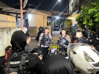 Foto : Patroli gabungan yang melibatkan personel Brimob Batalyon B Pelopor bersama Perintis Polres Metro Jakarta Timur kembali mengungkap berbagai pelanggaran dan potensi gangguan keamanan dalam penyisiran wilayah pada Sabtu (5/4/2026) malam hingga dini hari.