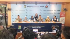 Foto : Direktorat PPA/PPO Polda Metro Jaya mengungkap kasus dugaan tindak pidana percabulan dan/atau kekerasan seksual yang dilakukan seorang pengemudi transportasi online terhadap penumpangnya.