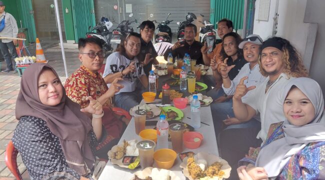 Foto :  Polemik dugaan kelalaian keselamatan di Pusat Grosir Cililitan kembali mencuat ke publik. Namun, perhatian kini bergeser pada klaim pelapor Mochamad Yusuf (MY) yang dinilai sejumlah pihak tidak berimbang serta belum ditopang langkah hukum yang memadai, Kamis (9/4/2026).
