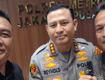  Foto : Ketua Bidang Pembelaan dan Pembinaan Hukum PWI Pusat, Anrico Pasaribu, melakukan silaturahmi dengan Kapolres Jakarta Pusat yang baru, Kombes Reynold Hutagalung, pada Jumat pagi (10/4/2026).
