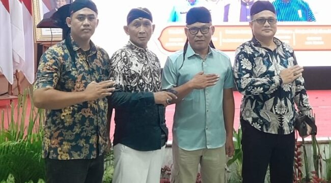 Foto : Keluarga besar Paguyuban Jawa Tengah (PJT) Provinsi Lampung turut serta memeriahkan acara Halal Bihalal Paguyuban Jawa Tengah yang diselenggarakan pada Minggu, 12 April 2026, di Kantor Walikota Jakarta Timur. 
