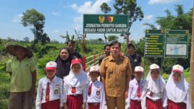 Foto: Jembatan Perintis Garuda Permudah Akses Warga dan Pelajar