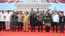 Foto : Pemerintah Provinsi Riau bersama Kepolisian dan unsur Forum Koordinasi Pimpinan Daerah (Forkopimda) menggelar Apel Kesiapan Satuan Tugas (Satgas) Anti Narkoba di Lapangan Apel Gubernur Riau, Sabtu (25/4/2026).
