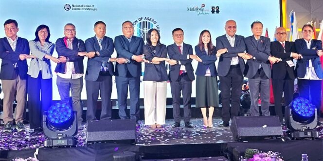 
					Foto: Confederation of ASEAN Journalists (CAJ) menggelar Sidang Umum ke-21 di Kuala Lumpur, Malaysia, yang menjadi momentum penting dalam memperkuat solidaritas dan komitmen jurnalis di kawasan Asia Tenggara.
