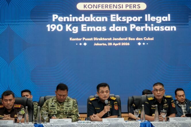 
					Foto : Bea Cukai Jakarta menggagalkan upaya penyelundupan emas ke luar negeri melalui Bandara Halim Perdanakusuma pada Senin (27/4),