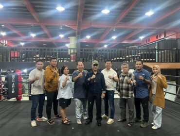 Foto : Dalam upaya memperkuat prestasi olahraga tinju, Pengurus Provinsi (Pengprov) Persatuan Tinju Amatir Indonesia (PERTINA) DKI Jakarta menggelar rapat strategis bersama Gho Sun Iron Camp, Selasa (5/5/2026)