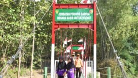 Foto: Tiga Jembatan Garuda Rampung, Warga Ponorogo Tak Lagi Seberangi Sungai