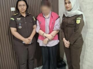 Foto : Kejaksaan Negeri (Kejari) Jakarta Timur membongkar dugaan korupsi pengadaan mesin jahit pada Suku Dinas Perindustrian, Perdagangan, Koperasi, Usaha Kecil dan Menengah (PPKUKM) Kota Administrasi Jakarta Timur tahun anggaran 2022 hingga 2024.