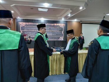 Foto : Muhammad Aliyuddin, S.Ag., M.H., menyampaikan komitmennya untuk menjalankan amanah jabatan dengan penuh integritas, profesionalisme, dan tanggung jawab dalam mendukung visi Mahkamah Agung Republik Indonesia serta Pengadilan Tinggi Agama Jakarta