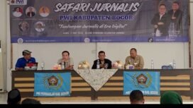  Foto : Persatuan Wartawan Indonesia (PWI) Kabupaten Bogor menyelenggarakan kegiatan Safari Jurnalis di Aula Kecamatan Cibinong, Kabupaten Bogor, pada Kamis (21/6/2025).