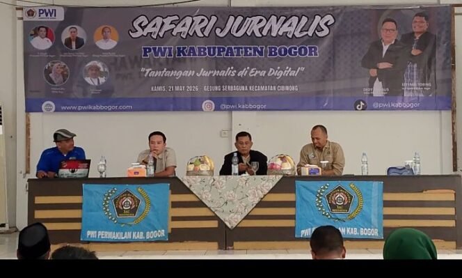 
					 Foto : Persatuan Wartawan Indonesia (PWI) Kabupaten Bogor menyelenggarakan kegiatan Safari Jurnalis di Aula Kecamatan Cibinong, Kabupaten Bogor, pada Kamis (21/6/2025).