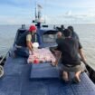 Foto : Tim gabungan Bea Cukai bersama Polda Sumatera Utara kembali menggagalkan penyelundupan narkotika jaringan internasional. Sebanyak 30 kilogram sabu asal Malaysia berhasil diamankan dari sebuah sampan di perairan Tanjung Api, Kabupaten Asahan, Sumatera Utara,