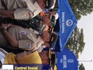 Foto: Wali Kota Jakarta Pusat Arifin Dampingi Wagub DKI Tinjau Pengungsian Korban Kebakaran Jiung.