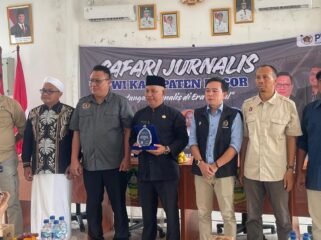  Foto : Persatuan Wartawan Indonesia (PWI) Kabupaten Bogor kembali menggelar kegiatan Safari Jurnalis ke-3 Tahun 2026 yang kali ini berlangsung di Kantor Kecamatan Sukajaya, Kabupaten Bogor, Kamis (4/6/2026).
