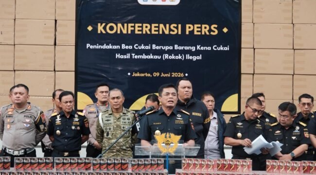 Foto : Bea Cukai berhasil mengungkap peredaran jutaan batang rokok ilegal yang diduga merupakan bagian dari jaringan distribusi lintas daerah.