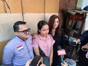  Foto : Ketua Komisi Nasional Perlindungan Anak (Komnas PA) DKI Cornelia Agatha dan Wakil Ketua Komnas PA DKI Jakarta, Hagistio Pradika berjanji akan mengawal proses hukum kasus MWP.