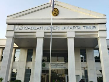 Foto : Pengadilan Negeri Jakarta Timur resmi mengumumkan susunan majelis hakim yang akan menangani perkara pidana atas nama terdakwa Roy Suryo Notodiprojo dan Tifauzia Tyassuma.