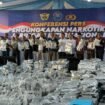 Foto : Sinergi Bea Cukai dan Badan Narkotika Nasional (BNN) RI kembali membuahkan hasil. Aparat berhasil menggagalkan penyelundupan 3.371,4 kilogram atau 3,37 ton bunga/pucuk canabinoid marijuana asal Thailand yang masuk melalui Pelabuhan Internasional Tanjung Priok.