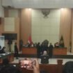 Foto : Pengadilan Negeri Jakarta Timur menggelar sidang perdana perkara Nomor 301/Pid.Sus/2026/PN Jkt Tim dengan terdakwa Tifauzia Tyassuma alias dr. Tifa pada Kamis (2/7/2026).