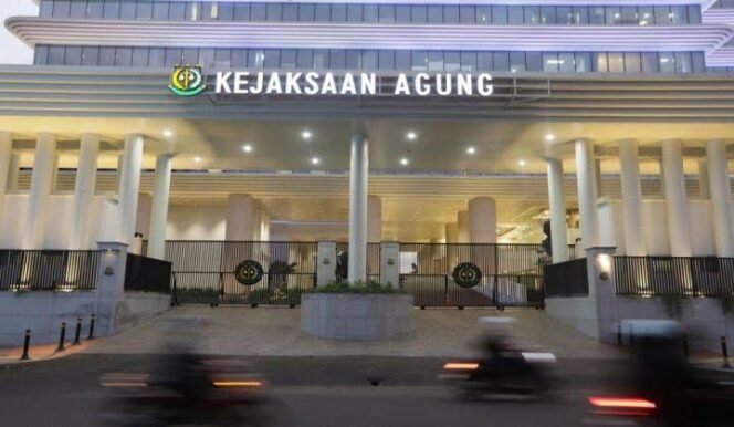 
					Foto : Sebuah surat yang disebut sebagai instruksi internal Kejaksaan Agung (Kejagung) mengenai penghentian kegiatan pengumpulan data dan keterangan terkait Program Makan Bergizi Gratis (MBG) dikabarkan sempat beredar di lingkungan kejaksaan.
