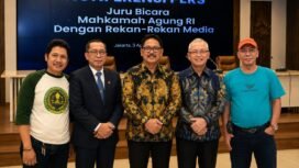Foto Dok: Seketaris FORSIMEMA Ali Hanafiah, Muh. Djauhar Setyadi, S.H., M.H., Prof. Dr. Yanto, S.H., M.H., Dr. Andi Julia Cakrawala, S.T., S.H., M.T., M.H., Ketum FORSIMEMA Syamsul Bahri.
