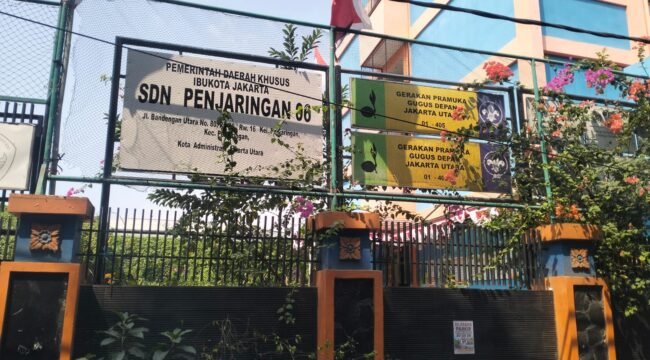 Foto : Upaya Lembaga Swadaya Masyarakat (LSM) Dewan Pimpinan Pusat Tim Operasional Penyelamatan Aset Negara Republik Indonesia (DPP TOPAN-RI) meminta klarifikasi terkait penggunaan anggaran pendidikan di SDN Penjaringan 06, Jakarta Utara.