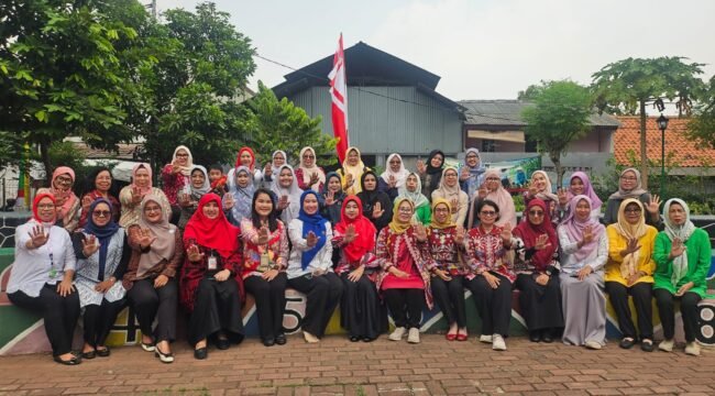 Foto:Upaya meningkatkan kualitas usaha keluarga melalui program Usaha Peningkatan Pendapatan Keluarga (UP2K) terus diperkuat di Kecamatan Matraman, Jakarta Timur.