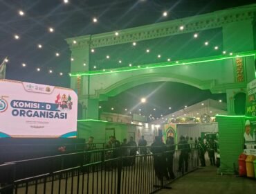 Foto:Pelaksanaan Sidang Tata Tertib (Tatib) Komisi Organisasi dalam rangkaian Muktamar ke-35 Nahdlatul Ulama (NU) di Pondok Pesantren Bahrul Ulum, Tambakberas, Jombang.