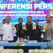 Foto:Operasi gabungan Bea Cukai bersama Badan Narkotika Nasional (BNN) RI, Bareskrim Polri, dan Polda Kepulauan Riau (Kepri) berhasil mengungkap dugaan penyelundupan narkotika melalui jalur laut.
