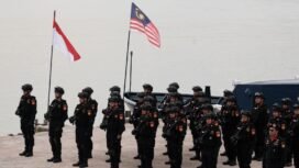 Foto:Upaya Indonesia dan Malaysia mempersempit ruang gerak penyelundupan lintas negara semakin diperkuat melalui Joint Task Force (JTF) Illegal Goods 2026. Operasi bersama Bea Cukai Indonesia dan Royal Malaysian Customs Department (RMCD) tersebut kini tidak lagi terbatas pada pemberantasan narkotika, tetapi mencakup berbagai komoditas ilegal yang rawan masuk melalui perbatasan kedua negara.
