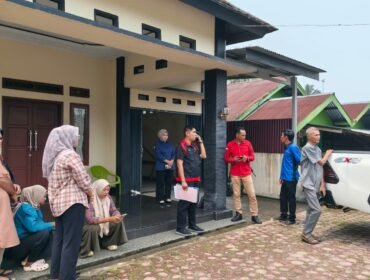 Foto: Tim Tindak Pidana Khusus (Pidsus) Kejaksaan Negeri (Kejari) Bengkulu Utara menggeledah Kantor Perumda Tirta Ratu Samban.