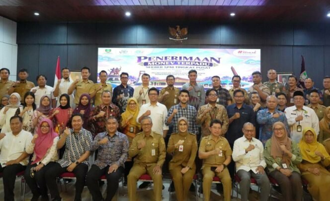 
					 Foto:Tim Sekretariat Bersama (Sekber) Standar Pelayanan Minimal (SPM) Tingkat Pusat dan Tim SPM Tingkat Provinsi Jawa Tengah bersama Pemerintah Kota Surakarta menggelar kegiatan Monitoring dan Evaluasi (Monev) Terpadu serta Verifikasi dan Validasi Pelaksanaan SPM Kota Surakarta Tahun 2026.